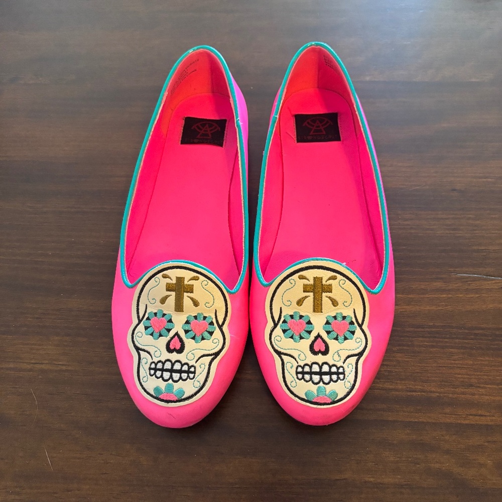 EUC Strange Cvlt Sugar Skull Flats Sz 10